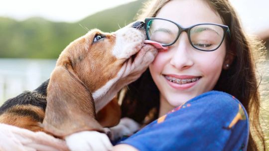 девочка в очках