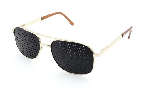 очки для коррекции зрения в дырочку